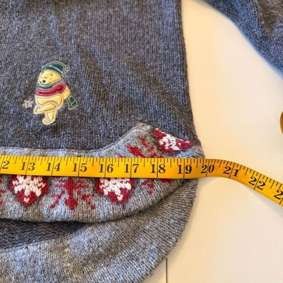 The Disney Store Winnie the Pooh Gray Fair Isle Ramie Blend Swtr Sz S Vintage - Picture 10 of 11
